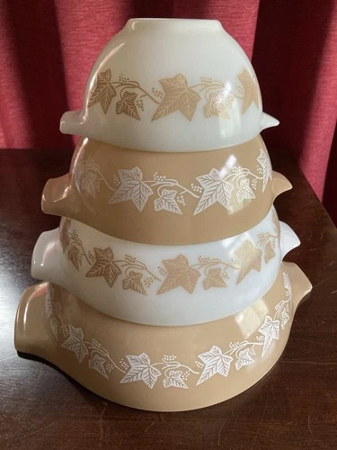 Vintage Pyrex Sandalwood Tan White Cinderella Mixing Bowl Set 444 443 442 441