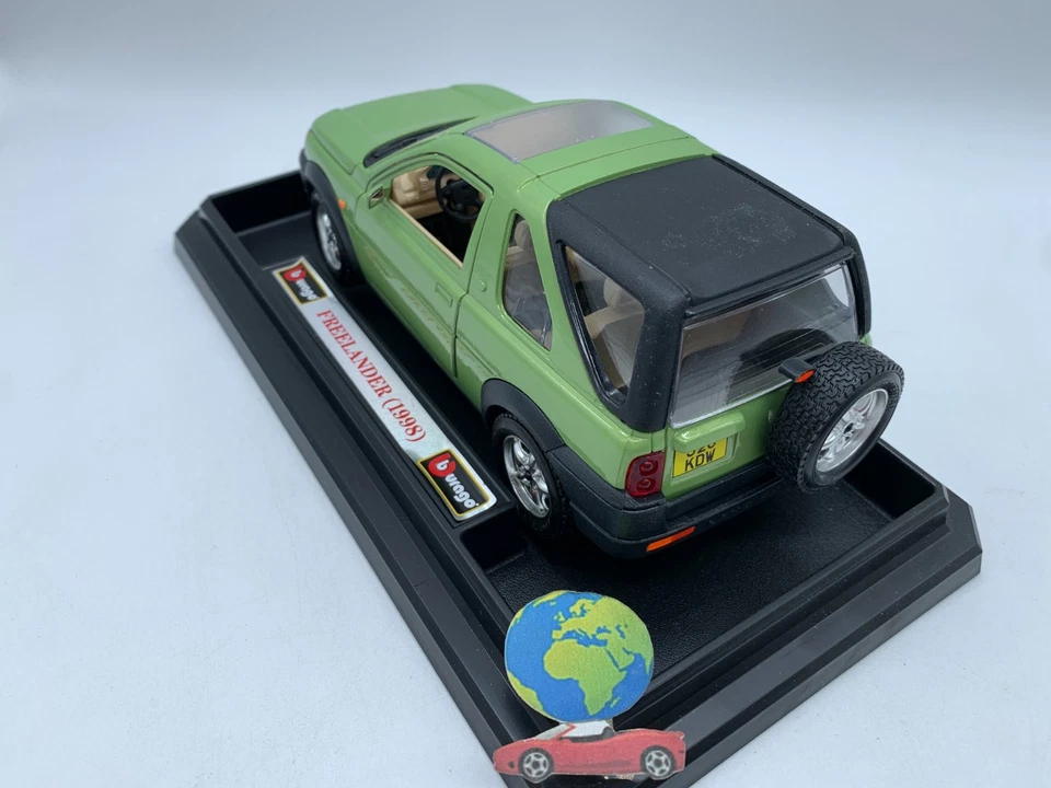 Bburago Land Rover Freelander 1998 "chiuso" , scala 1:24 - 1:25, vintage (3281) - Immagine 4 di 4