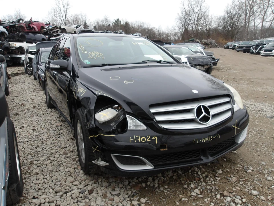 Used Ignition Switch fits: 2007 Mercedes-benz Mercedes r-class 164 Type ML500 w/ - Image 2 of 4