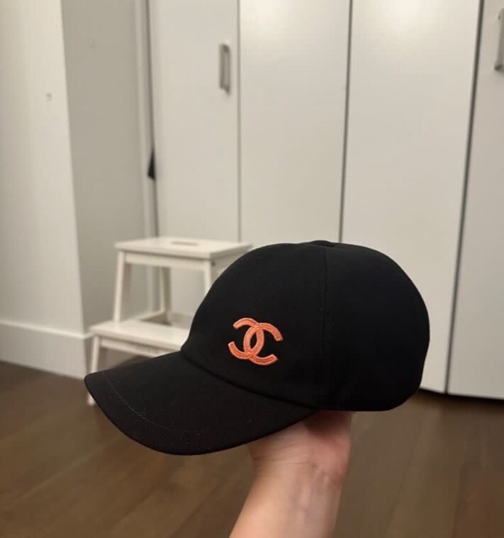 Auth BN Chanel Classic CC Black Baseball Cap Hat - One Size Auth BN Chanel Classic CC Black Baseball Cap Hat - One Size