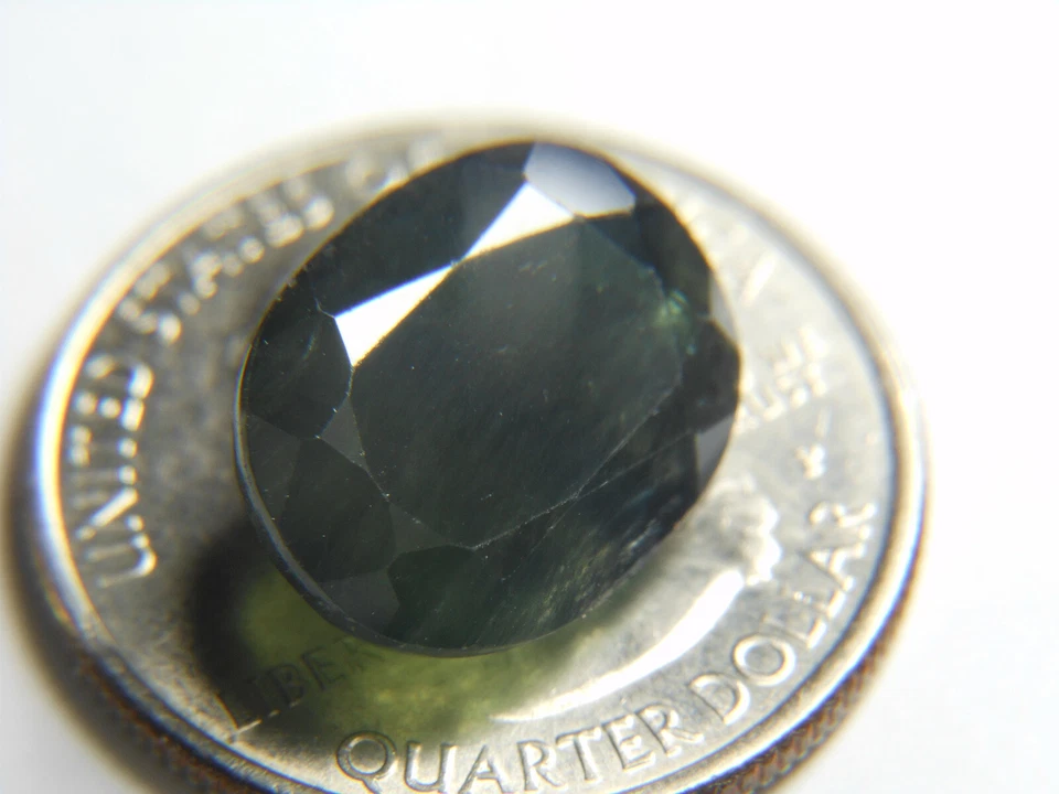 Sapphire Angolan, Large Rare, 12.04 ct, Oval Cut, 20 year USA Vendor - Image 3 of 4