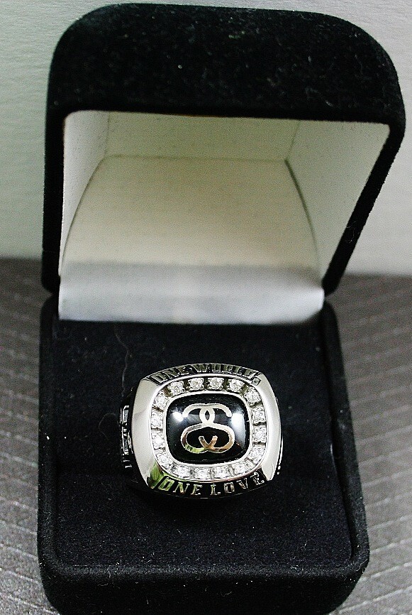 RARE! NEW STUSSY 25th Anniversary JOSTENS SS link logo designed on