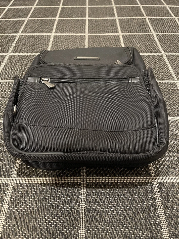 Bolso Crazy Kenneth Cole New York Foto 3 de 4