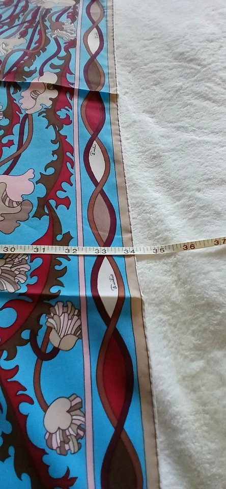 Bufanda de seda PUCCI 1970 vintage en embalaje original Foto 4 de 4