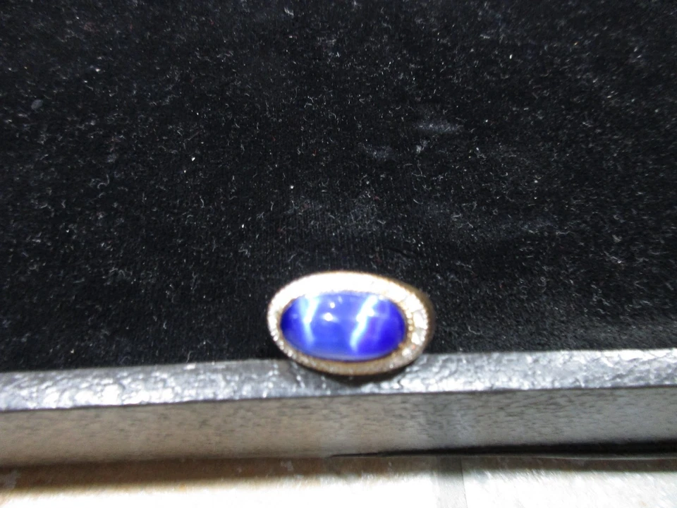 Park Lane Hostess Ring Size 8/9 Gold Tone Blue Stone Accent Rare Hard To Find! - Image 4 of 4