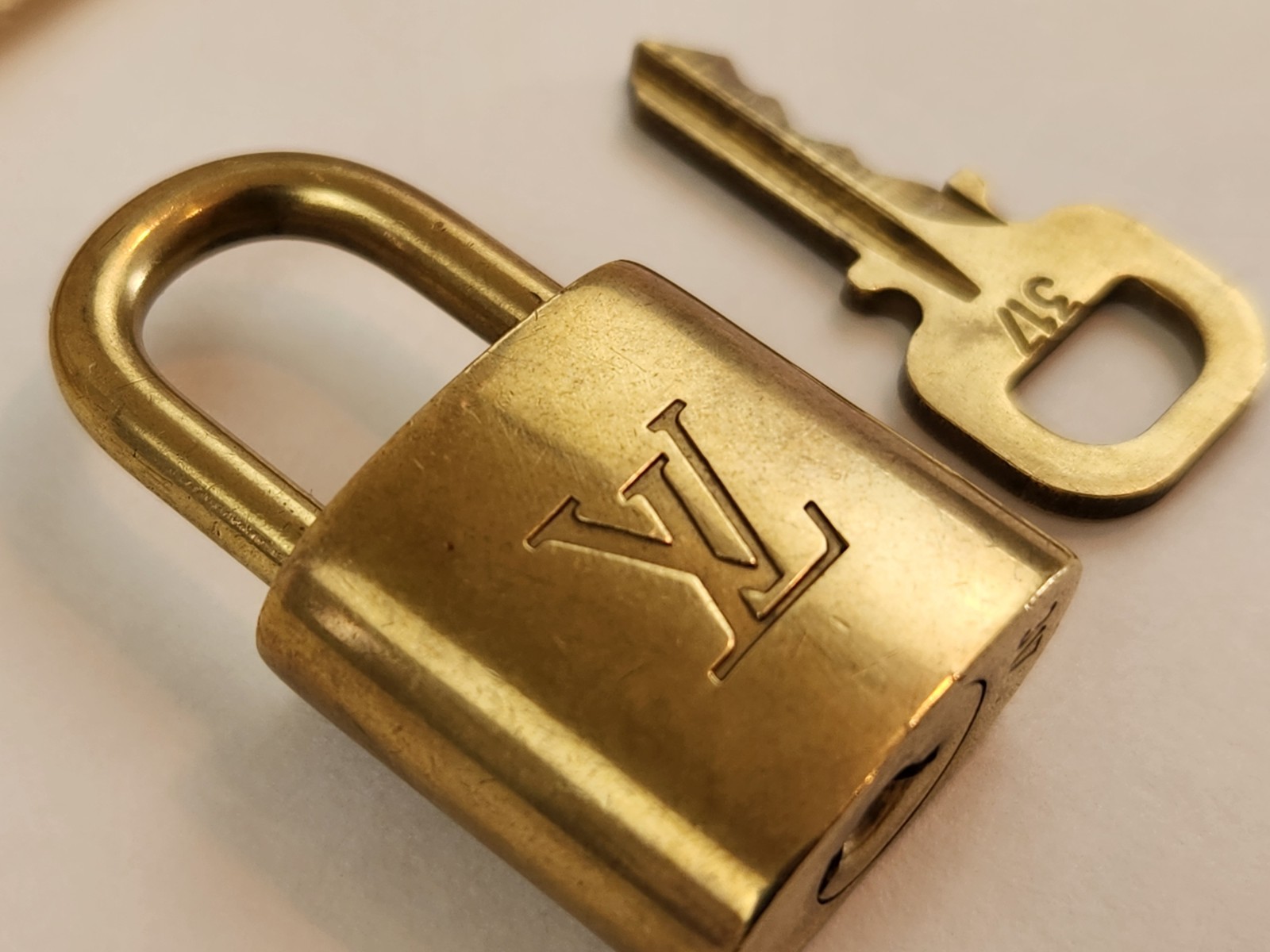Authentic Louis Vuitton PadLock Solid Lock Key Br… - image 6