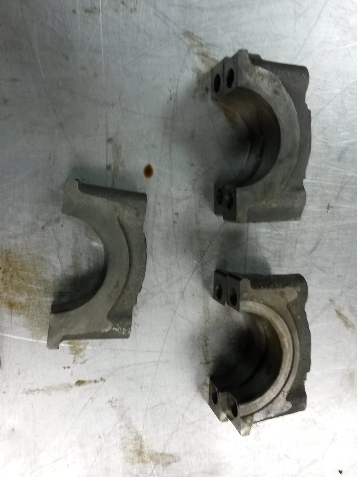 Главные колпаки блока двигателя для 95–96 Hyundai Accent 1,5 - Изображение 2 из 4