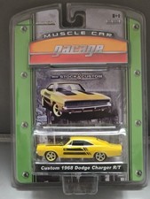 Greenlight Muscle Car Garage Custom 1968 Dodge Charger R/T Yellow 1:64 2008