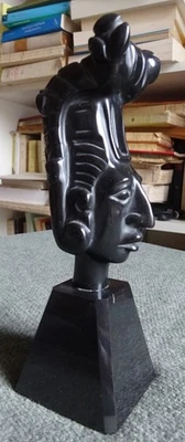 BEAU TOTEM MAYA - SCULPTURE PIERRE NOIRE- OBJET DE DÉCO-PRESSE PAPIER - Photo 1/4