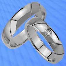 2 Partnerringe Trauringe mit Stein GRAVUR GRATIS JE88-1