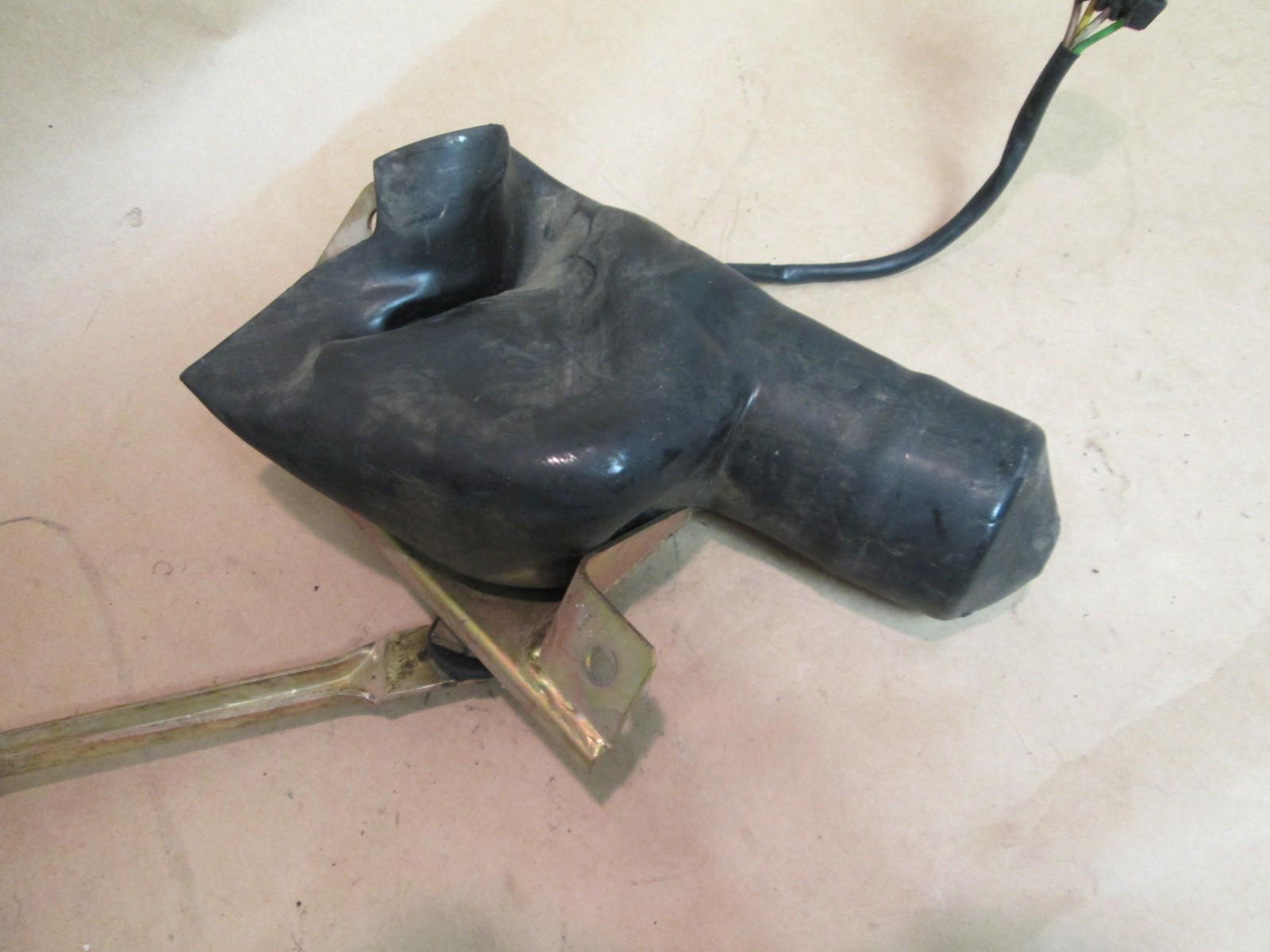 Ferrari 360,430 - Wiper Motor & Linkage Arm # 63780200