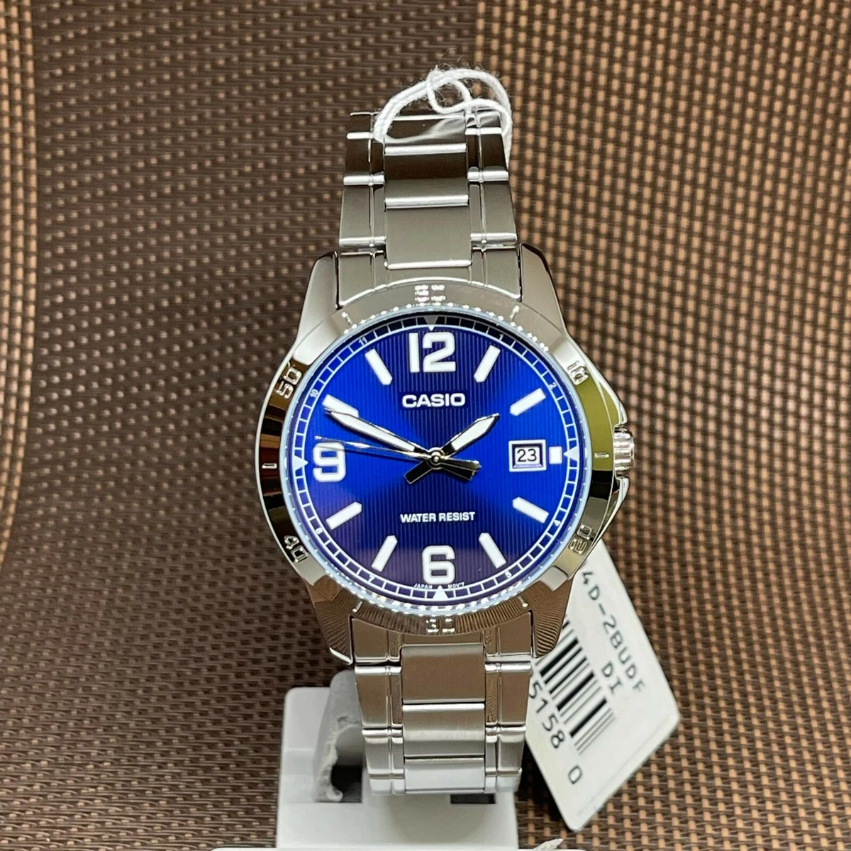 Casio MTP-V004D-2B Standard Analog Stainless Steel Bracelet Men 