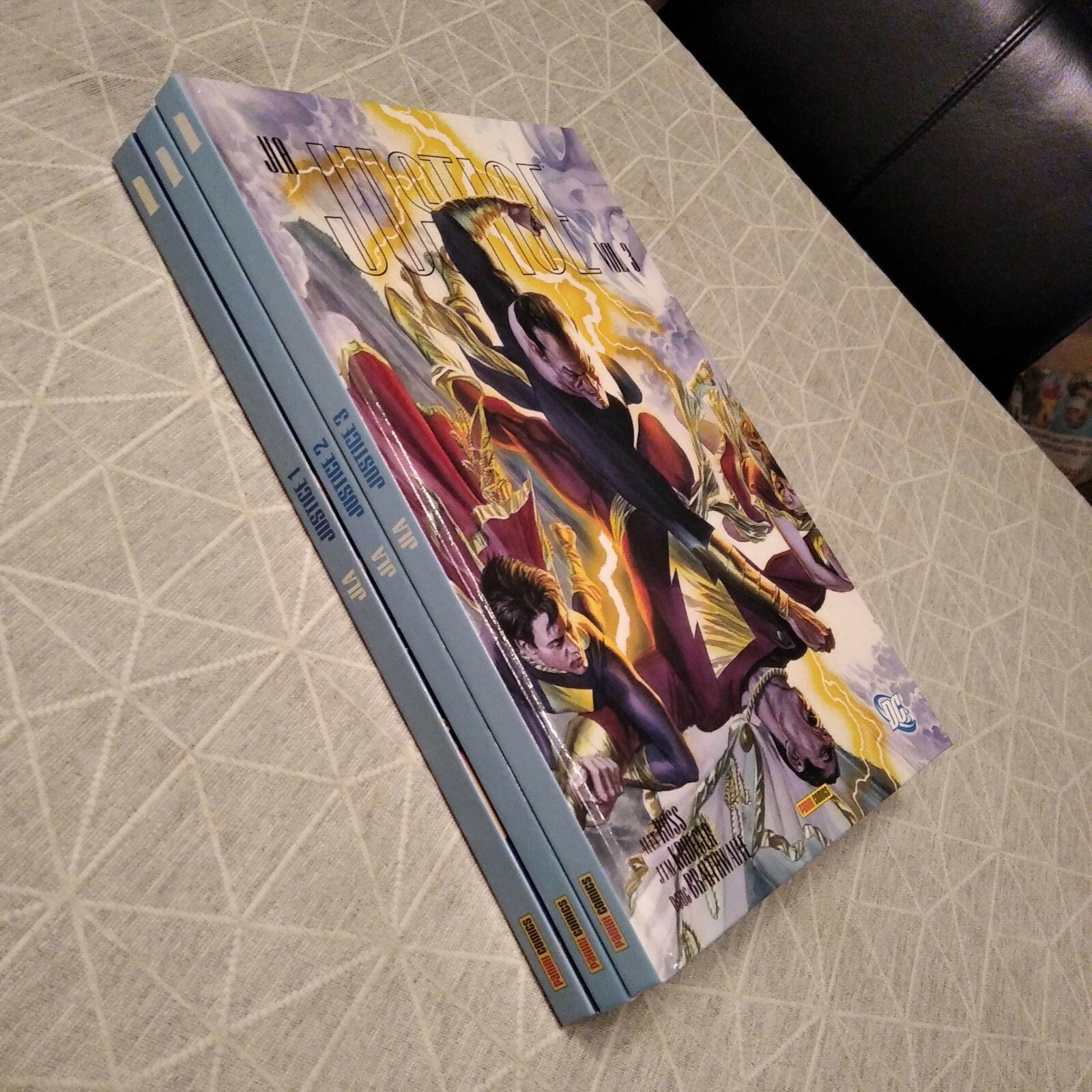 Picture 1 of 2
