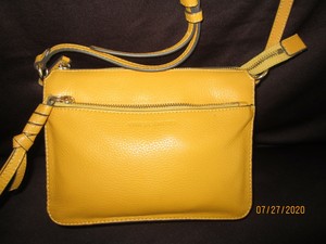 vince camuto eris crossbody