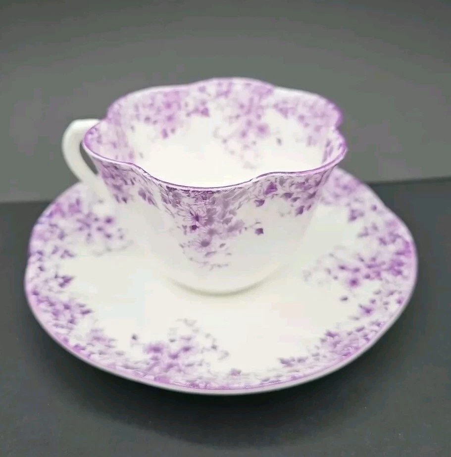 Антикварная чайная чашка и блюдце Shelley — «Изящная розовато-лиловая» — тонкий костяной фарфор - Изображение 3 из 4