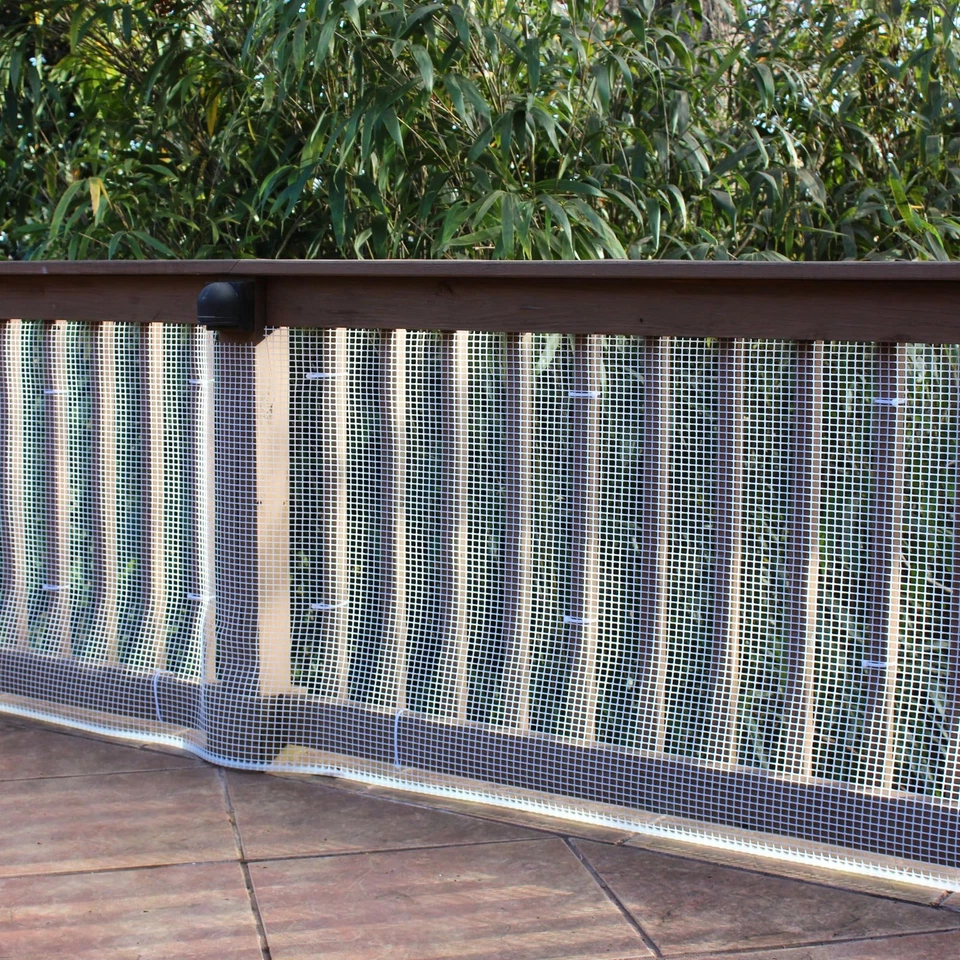 Red de cubierta exterior de alta resistencia Cardinal Gates DSHD15 - Red de balcón de plástico Foto 2 de 4