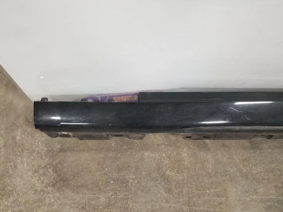 10 2010 BMW 550I GT ROCKER PANEL MOULDING LEFT DRIVER BLACK  - Image 3 of 4