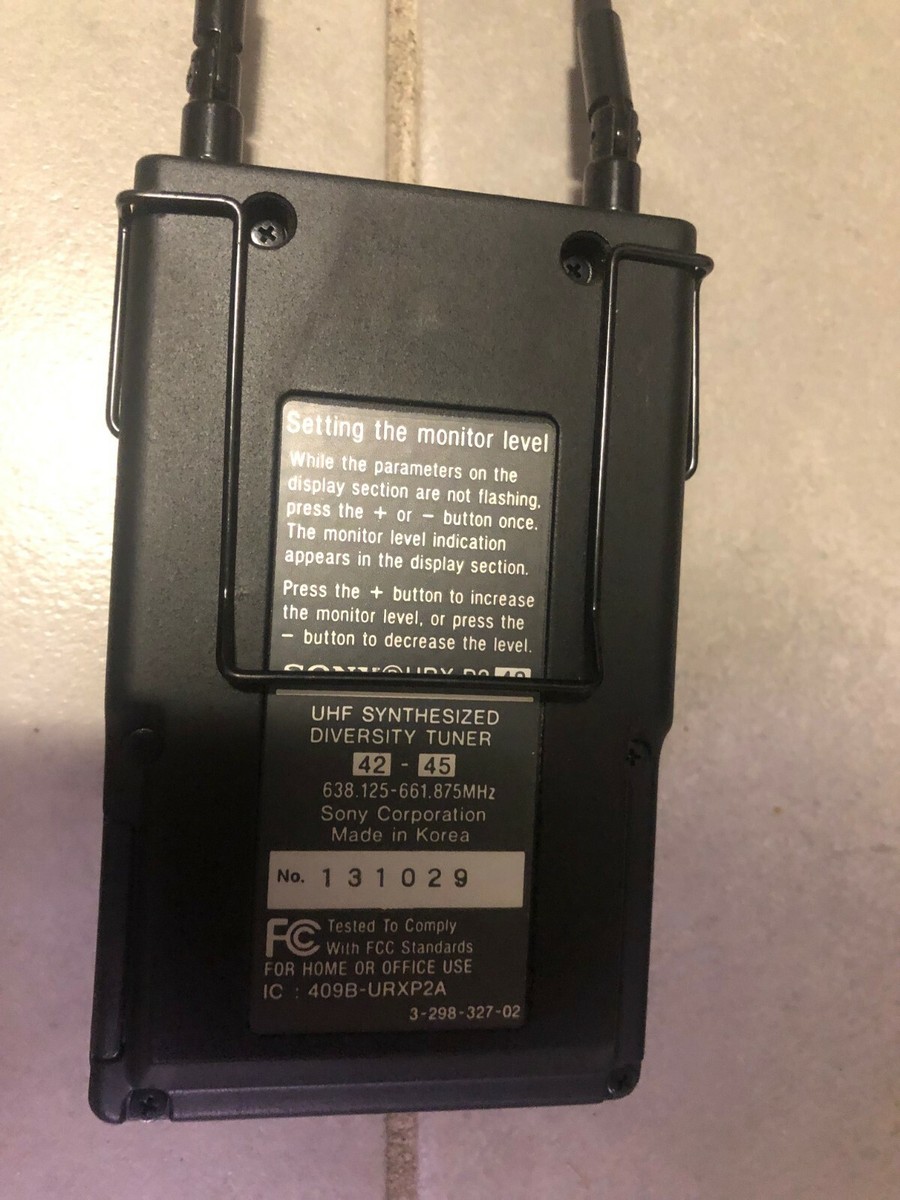 Sony UTX-B2 UHF Transmitter & URX-P2 UHF Diversity Tuner Mic Sony UTX-B2 UHF Transmitter & URX-P2 UHF Diversity Tuner Mic