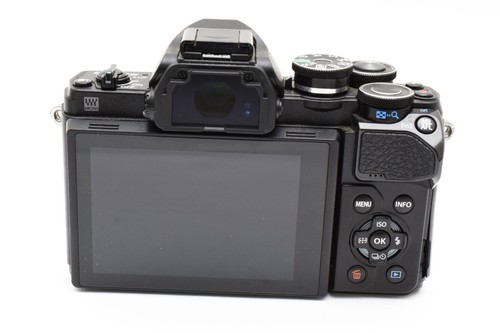 Olympus OM-D E-M10 Mark III 16.1 MP Digital Camera Black Body w/Two Lens Set F/S - Picture 6 of 17