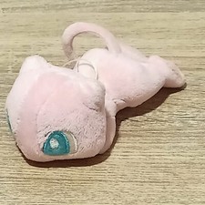 Pokemon MEW Laying Plush Doll Banpresto 2005 Japan Toy 5.5"