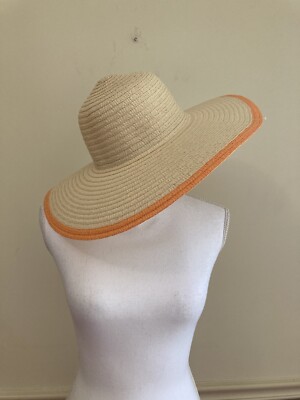 Wide-Brim Felt Fedora Hat in Beige - Unbranded The Enigma | Beige Wide Brim Fur Felt Fedora – Agnoulita Hats main image 2