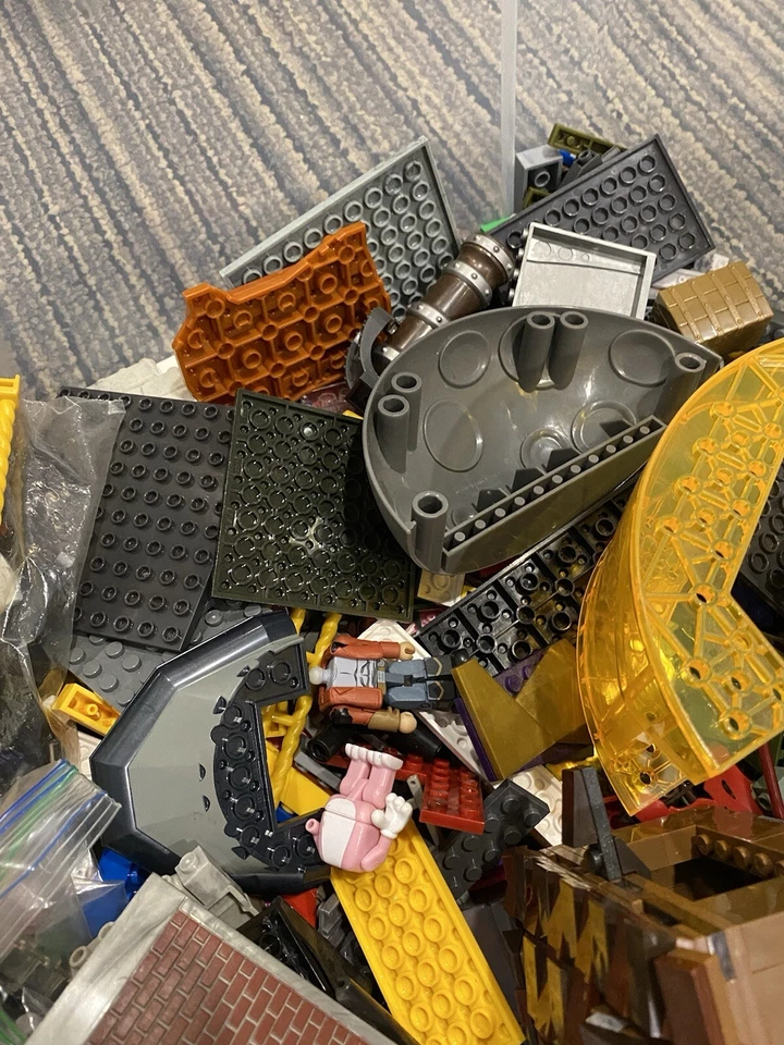 Mega Block Bulk Lot World Of Warcraft Assassin’s Creed Also Lots Of Extras - Image 3 of 4