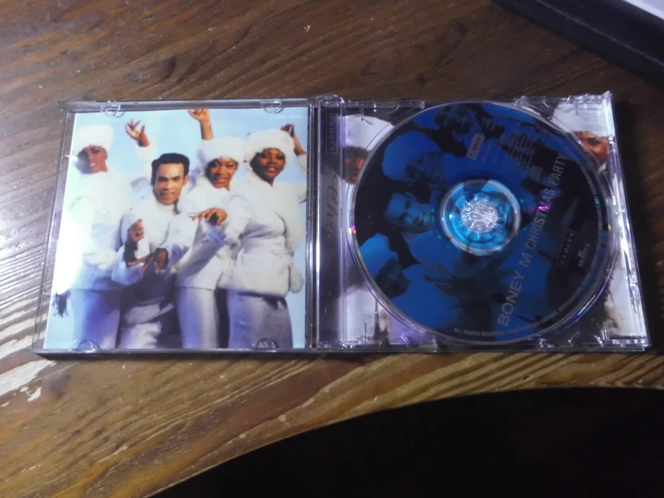 BONEY M. CD: CHRISTMAS PARTY (EUROPE; Camden – 74321 60788 2) - Bild 2 von 4