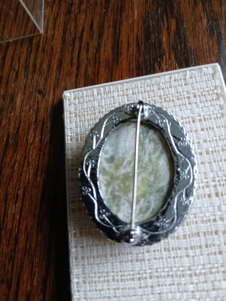 Connemara Marble Brosche ovaler Marmor 3/4 cm grün/weiß silberfarben Irland