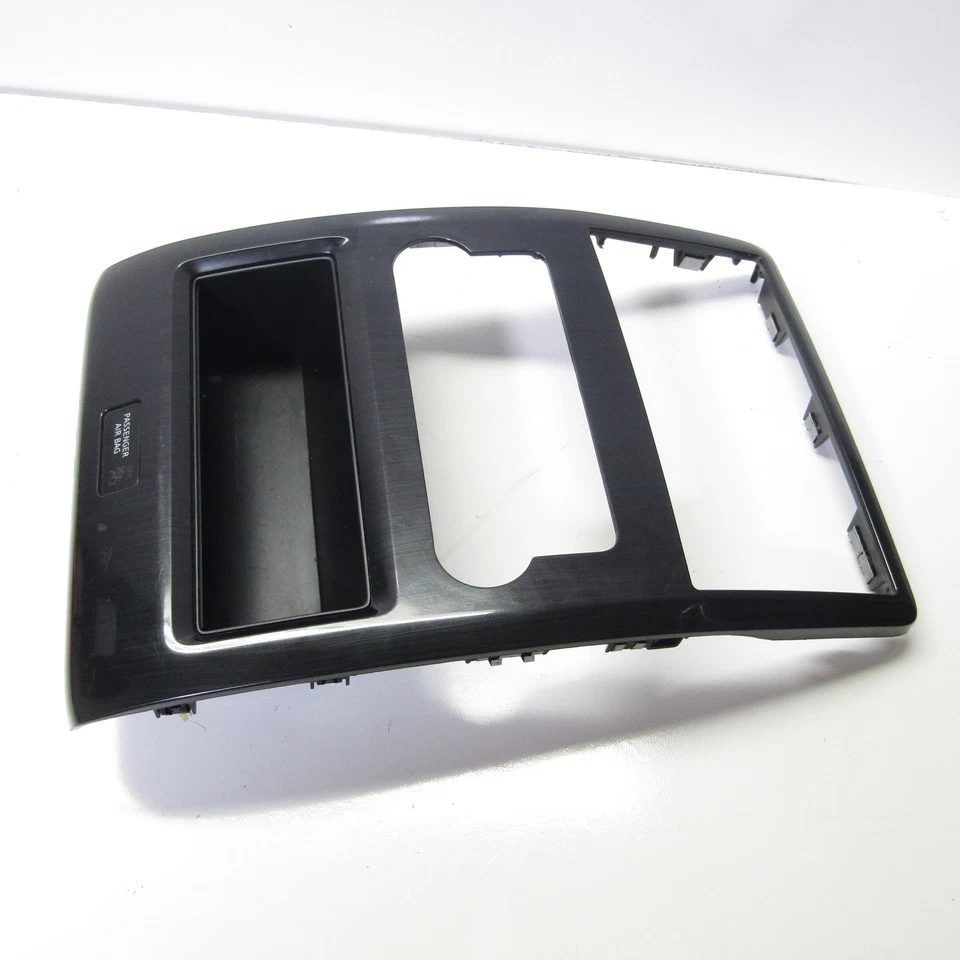 Nissan Titan PRO-4X 2013-2015 radio bisel acabado instrumento panel de ajuste negro OEM Foto 3 de 4