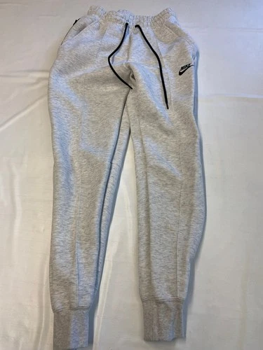 Womens NIKE Gray Sportswear Tech Fleece Mid Rise Jogger Sweatpants Sz XS fb8330
