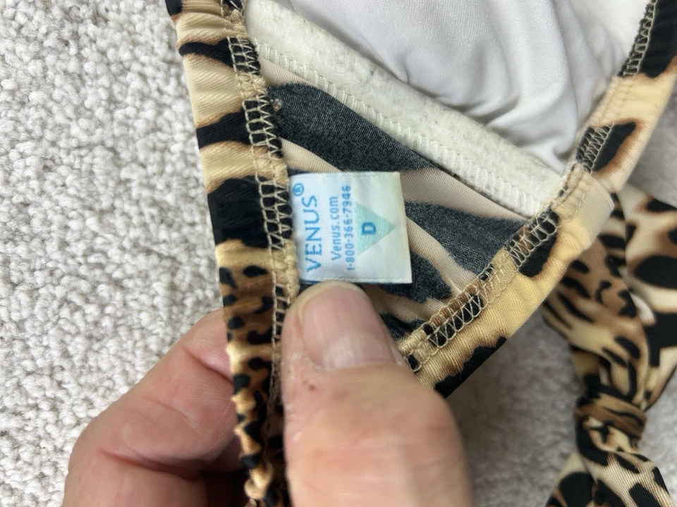 Top de bikini VENUS push up negro dorado lentejuelas estampado de leopardo talla D Foto 4 de 4