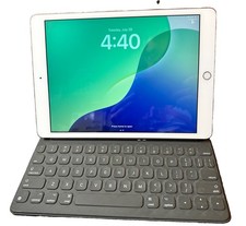 Used iPad 8th Gen 32 GB Wifi Rose Gold Keyboard Included No Power Supply
