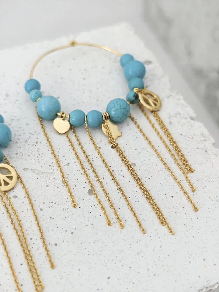 Boho Creolen mit echten Türkis Steinen Charms, Hippie Ohrringe Sommer Ohrringe - Bild 4 von 4