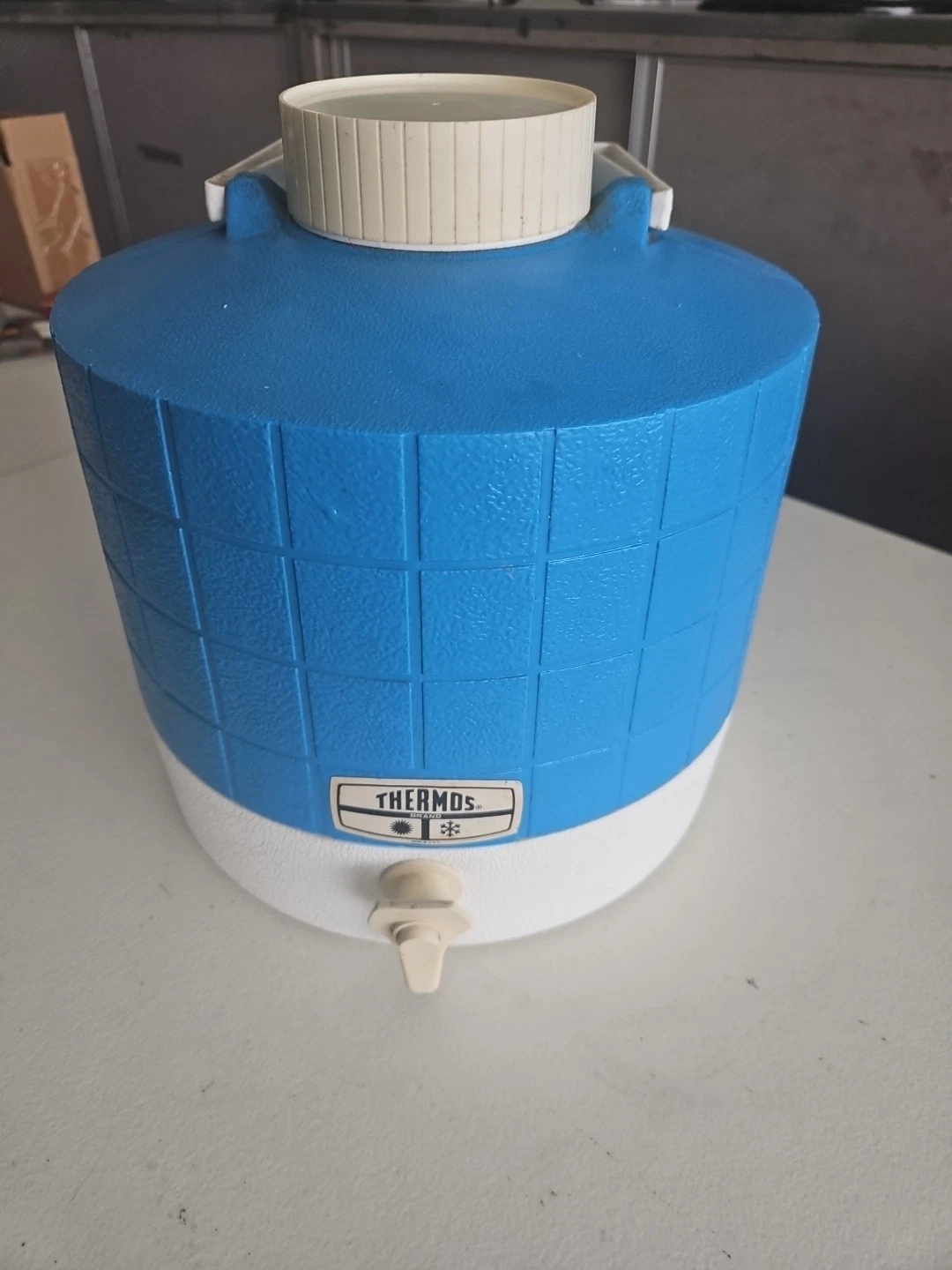 Vintage 1970S Thermos Blue 1 Gallon Water Cooler Beverage Jug Made In USA