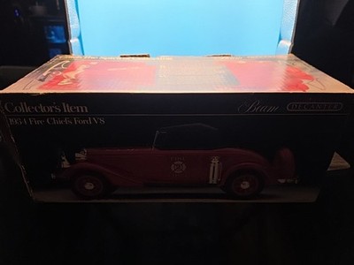 Jim Beam 1934 Fire Chief's Ford V8 Whisky Decanter EMPTY Chief Damaged Box