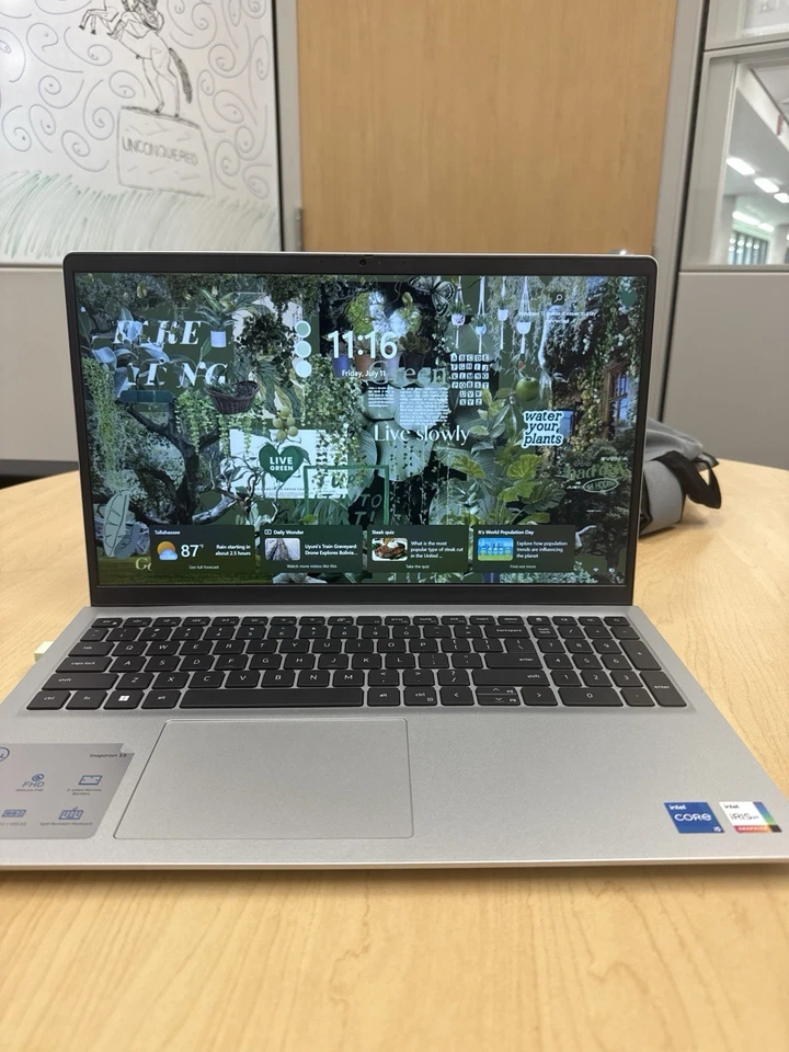 Laptop Dell Inspiron 15.6" (512GB SSD, Intel Core i7-1355U, 5.00GHz, 16GB RAM)  Foto 2 de 3