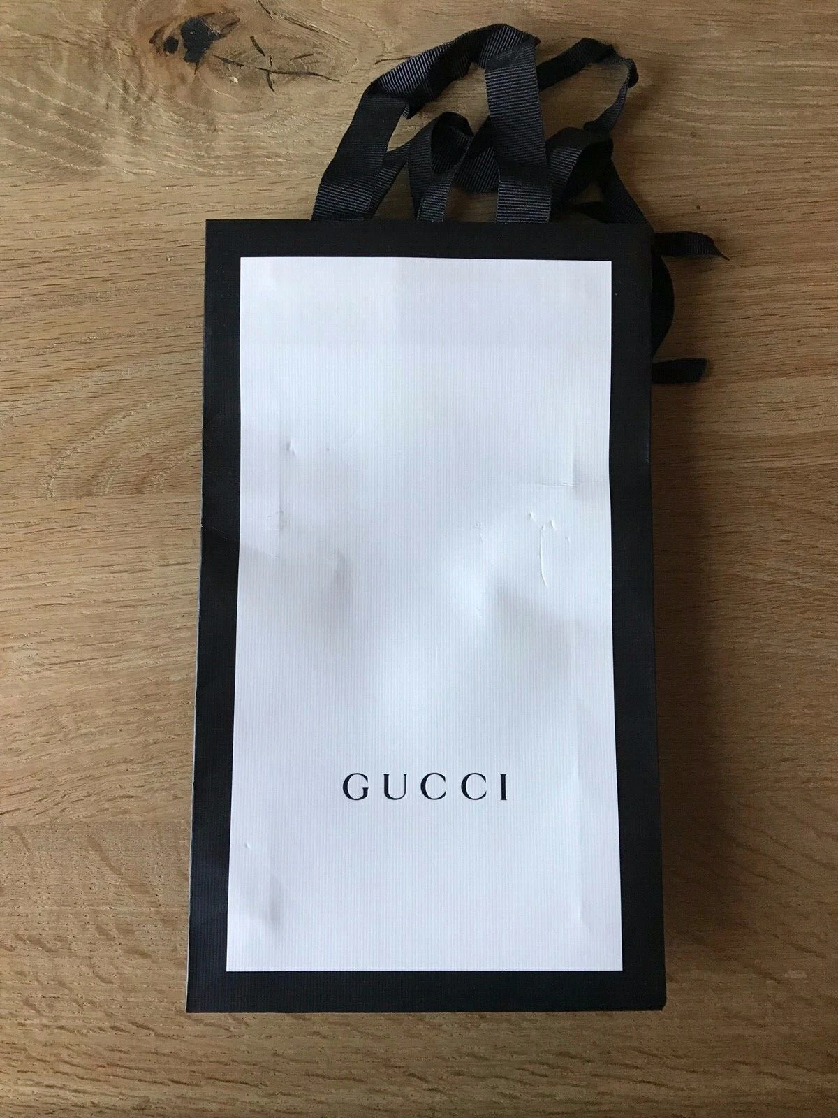 Sac Boutique GUCCI   Blanc Noir   Sac Officiel   Vêtements De Mode