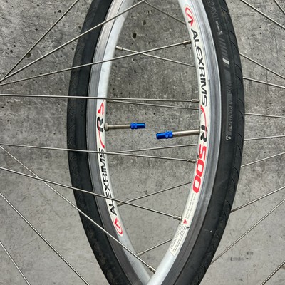 Vintage Bicycle Parts - Vintage 700C Wheelset - Nelo's Cycles