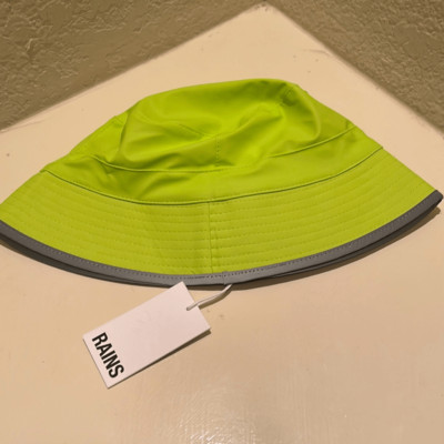 Rains Bucket Hat Size M-XL Reflective Digital Lime Green Bold Sporty Streetwear