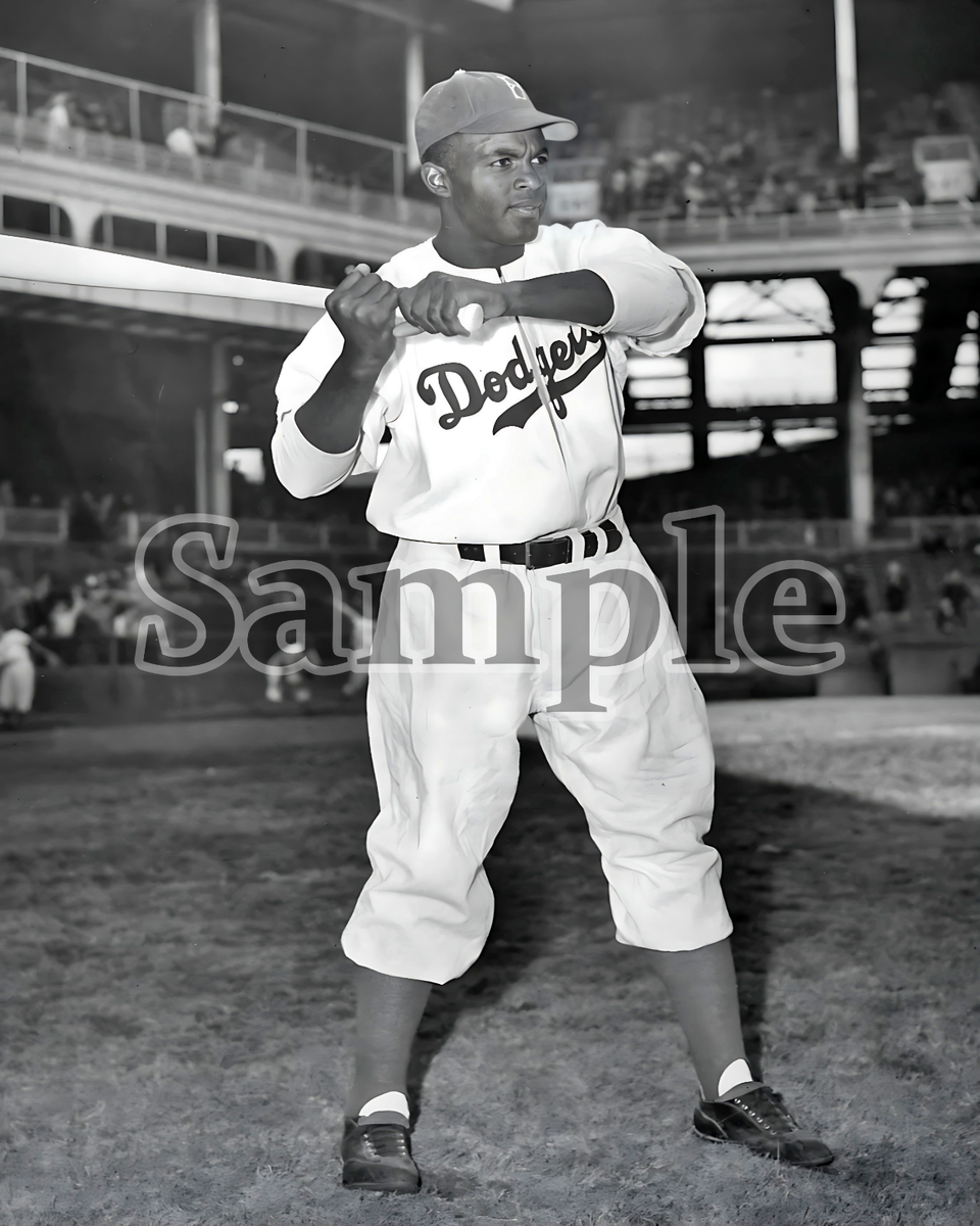 Brooklyn Dodgers Jackie Robinson Black & White Portrait 8 X 10