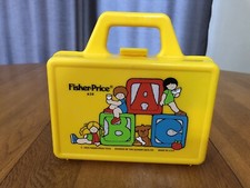 VINTAGE 1979 FISHER PRICE TOYS LUNCH BOX W/ THERMOS USA GREAT SHAPE CLEAN