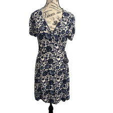 & Other Stories Women’s Wrap Around Dress Size 6 Blue And White Floral Print