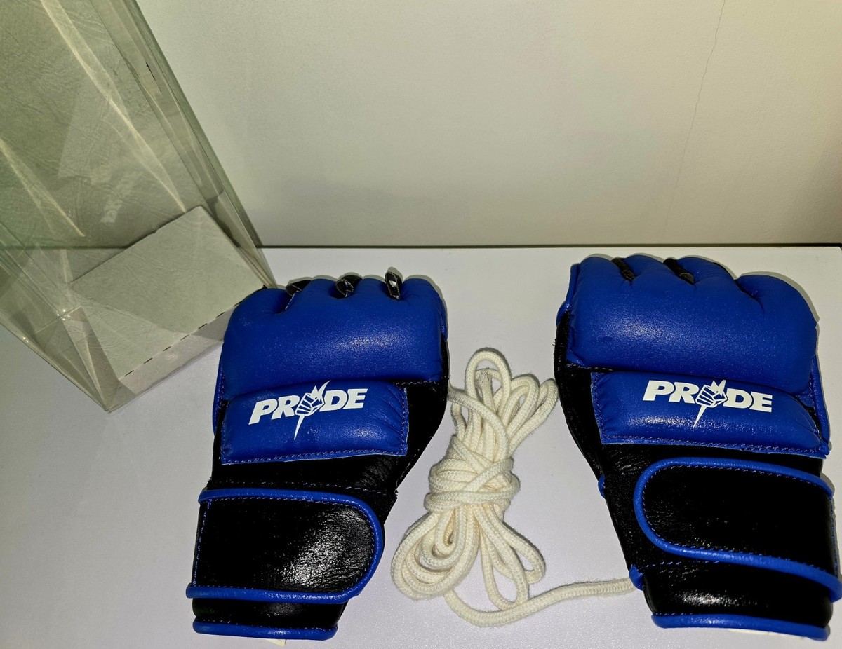 Official PRIDE FC Whitebolts MMA Gloves with box Size L DSE UFC