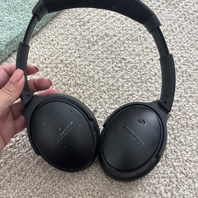 BOSE QC35 NOISE CANCELLING HEADPHONES  #425948