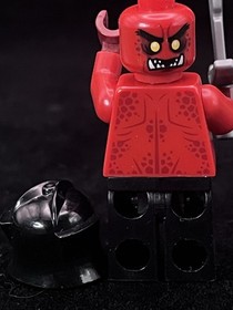 Lego Crust Smasher Minifigure Nexo Knights 5004388 nex027  Rare  Retired