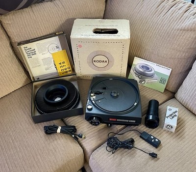 Kodak 800 Carousel Slide Projector Complete In Box CLEAN TESTED *SEE VIDEO