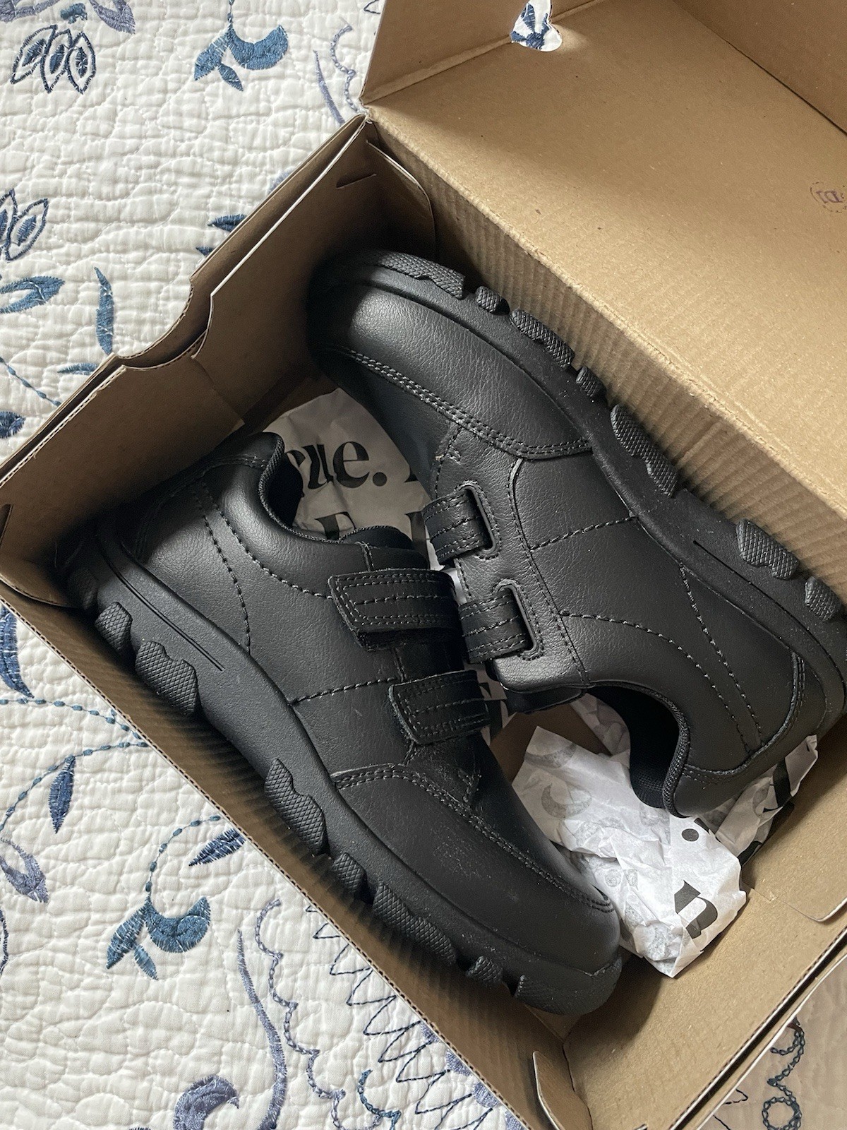 Hush Puppies Boys Black Jace Hook Loop Uniform School Shoes, Size 2.5M