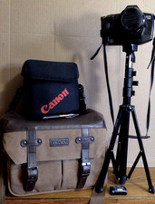 Canon EOS 650 SLR Camera with many Extras NEW Battery