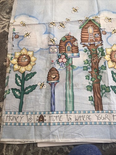 Vintage Floral Bee Cotton Quilt Fabric , 65”x44” , Home Is Where Your Honey Is - 第 4/7 張圖片