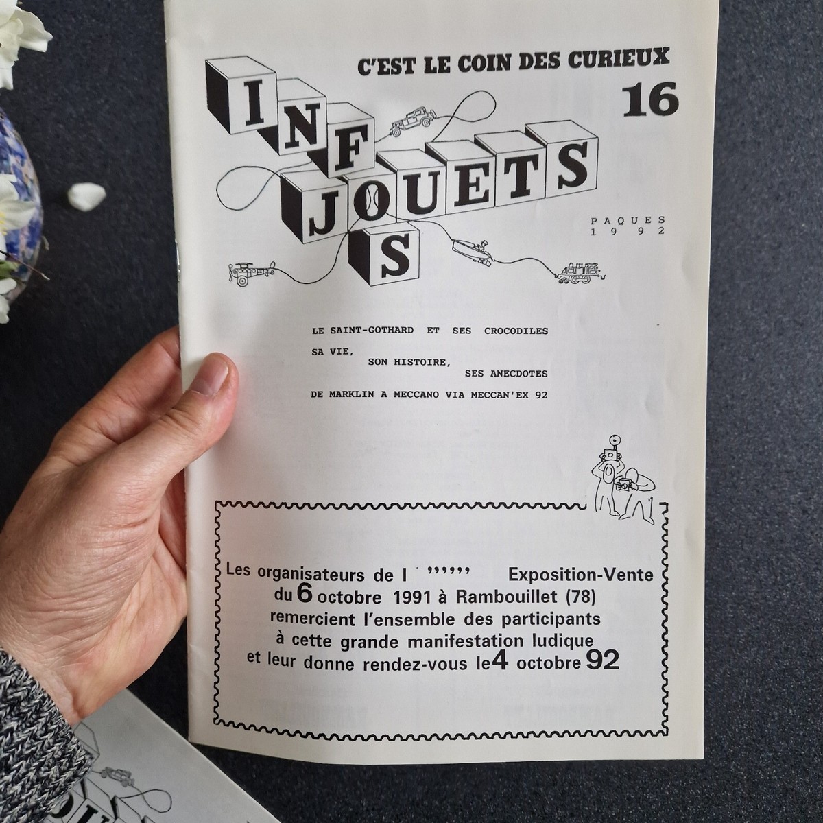LOT 12 Revues INFOS JOUETS MECCANO Construction - Édition J.M. Esteve 1988-1993